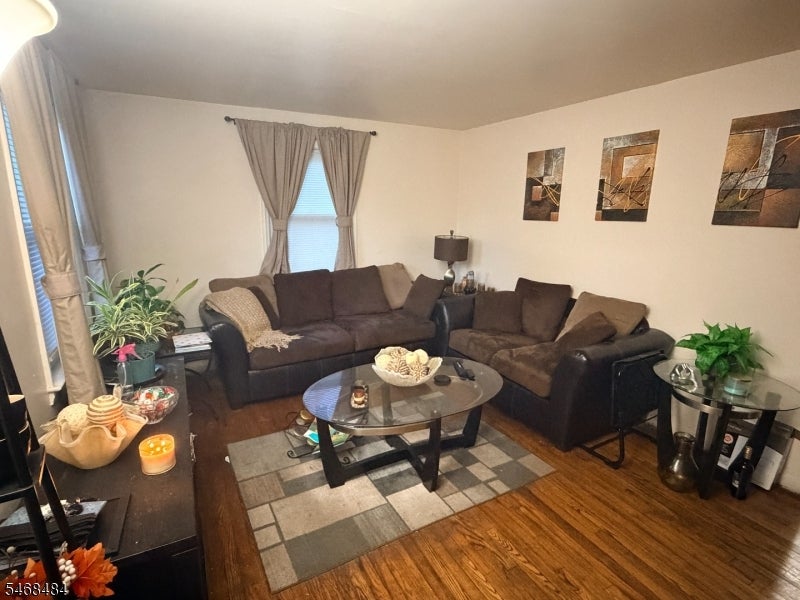 421 Brookside Dr
