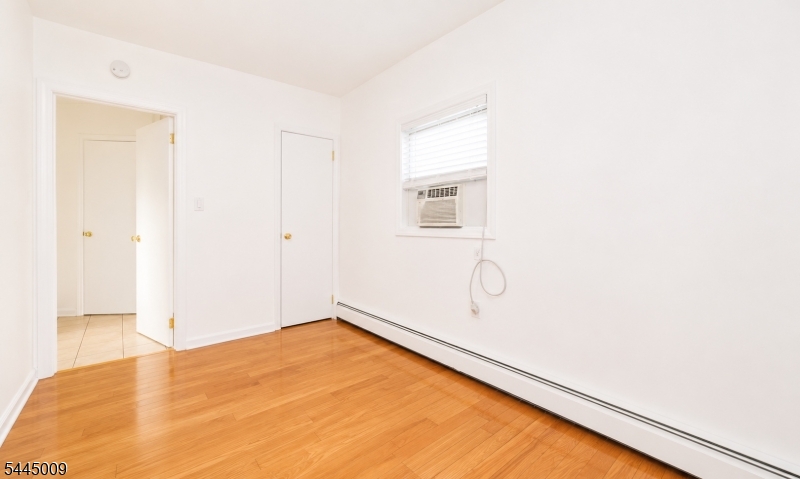 26 W Price St 1
