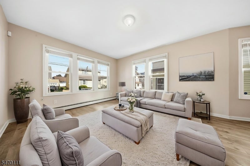 73 Planten Ave
