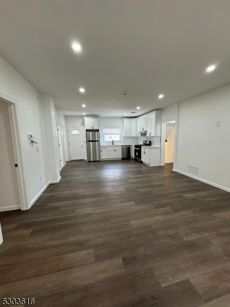 35 Central Ave 1