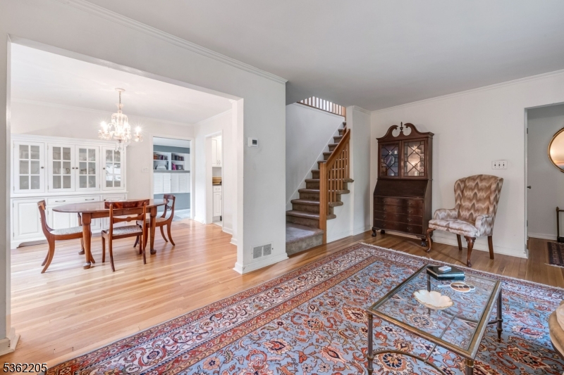 330 Vesta Ct
