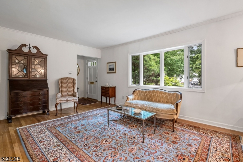 330 Vesta Ct