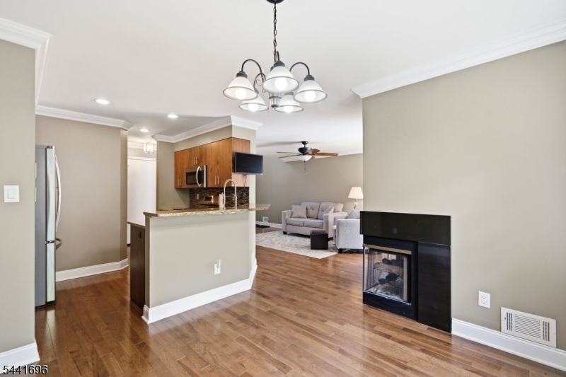 45 Weatherhill Rd
