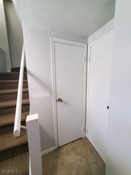 81 Western Ave