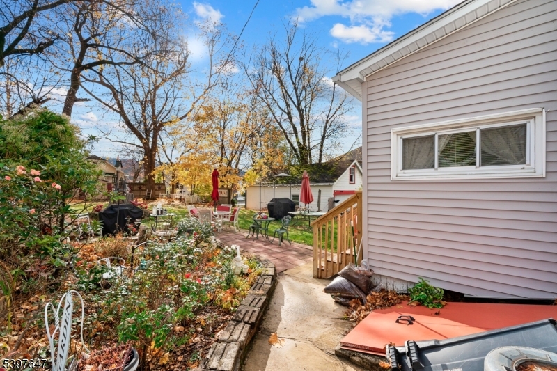 193 W Washington Ave