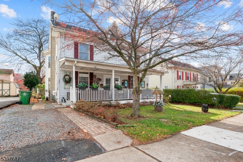 193 W Washington Ave