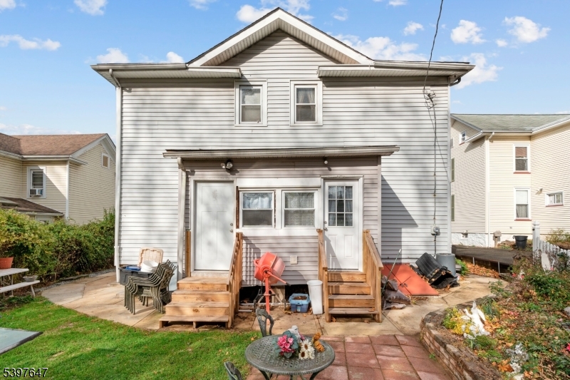 193 W Washington Ave