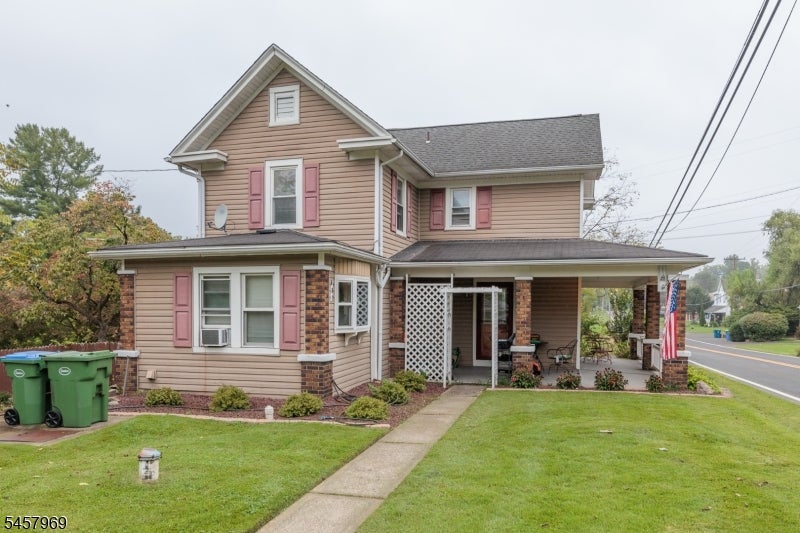 687 Riegelsville Rd