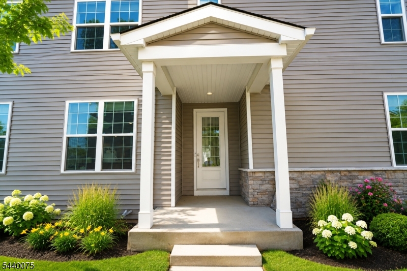 21 Astoria Pl