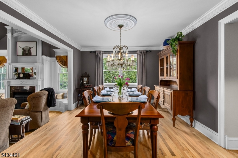 22 Hawthorn Dr