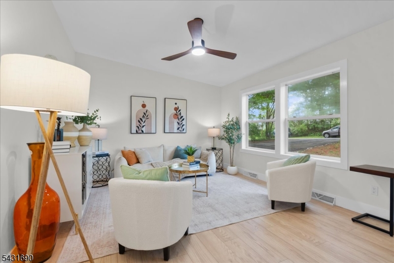 93 River View Way
