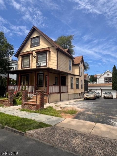 120 Norman St East Orange City NJ 07017