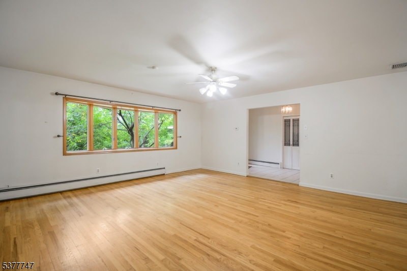 807 Watchung Rd