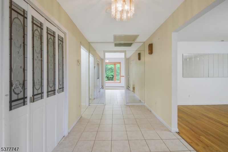 807 Watchung Rd