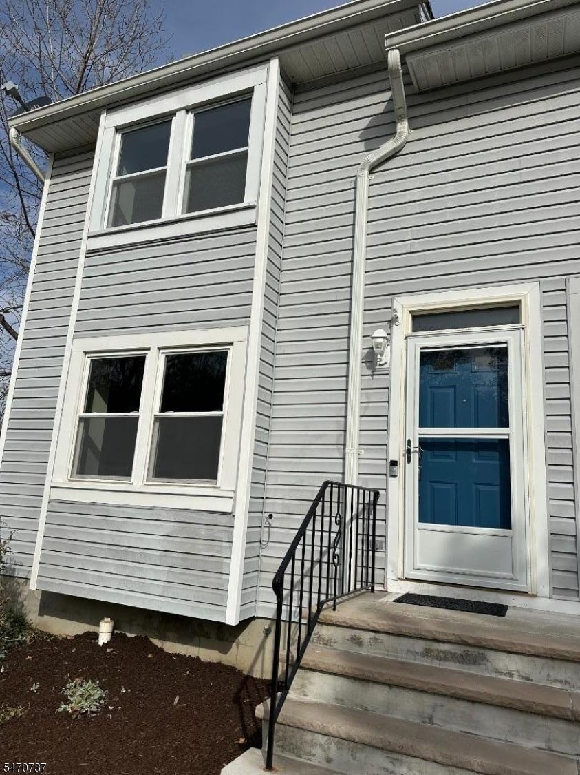 31 Village Dr 31