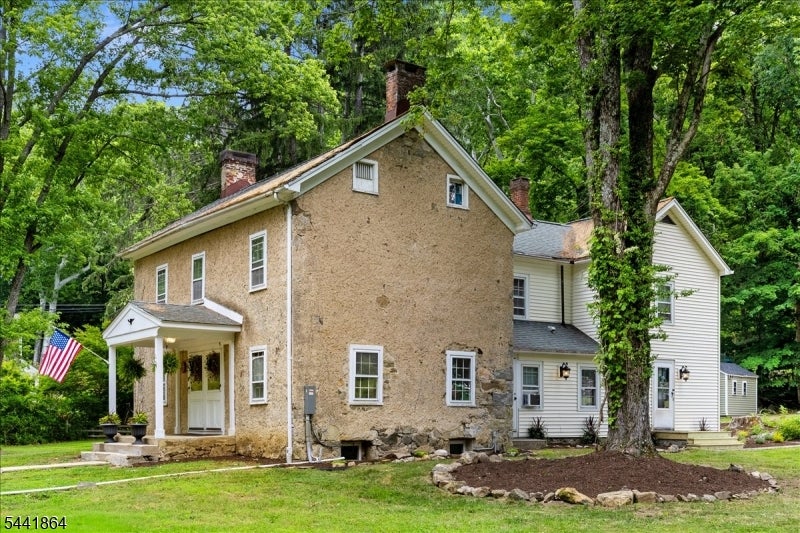 161 Musconetcong River Rd