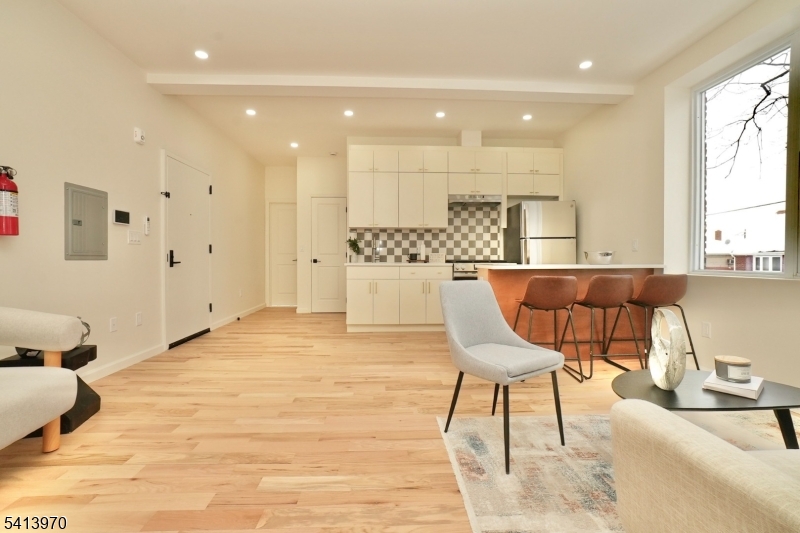 15 Palisade Ave  Unit 1 1