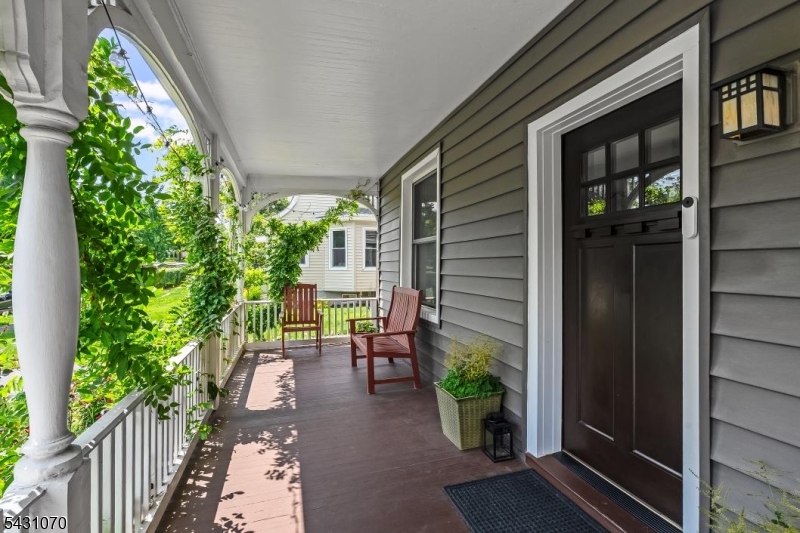18 Gardiner Pl