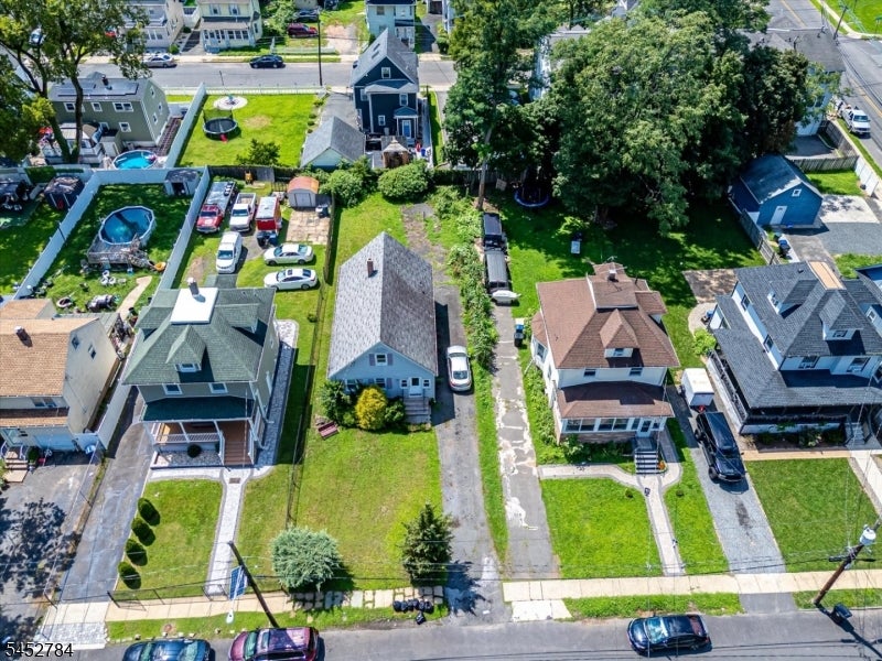 1212 Cameron Ave