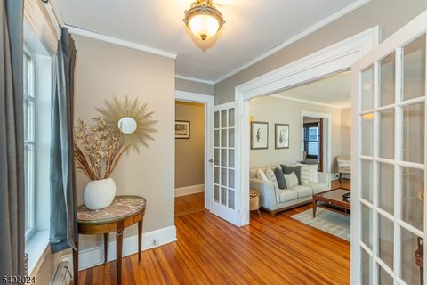 77 Central Ave 1 Montclair Twp. NJ 07042