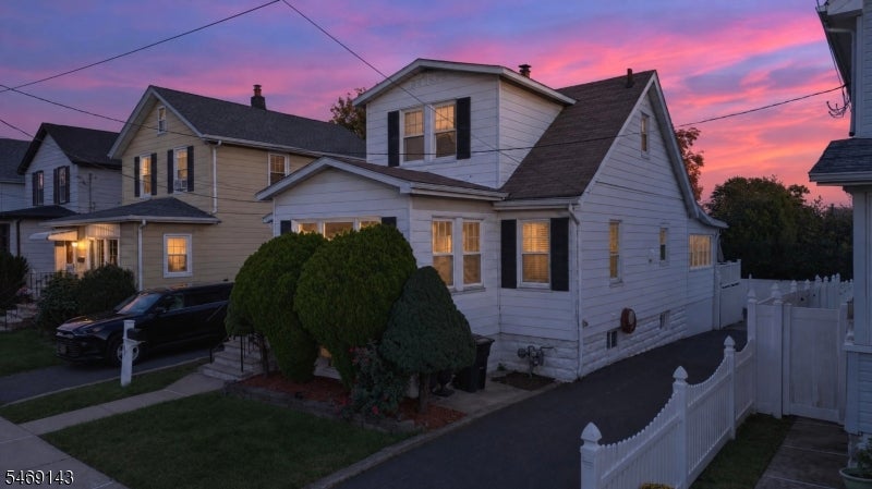 100 Morgan Pl
