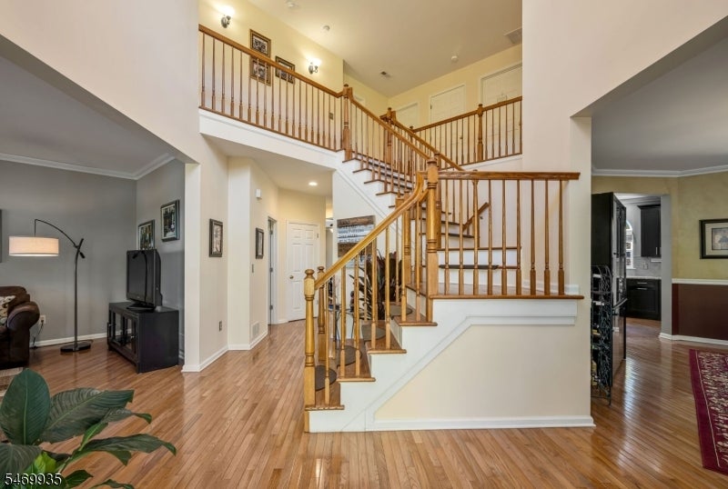 21 WINDING RIDGE ROAD