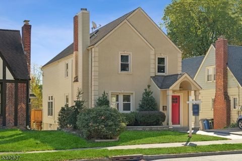 715 Broad St Bloomfield Twp. NJ 07003