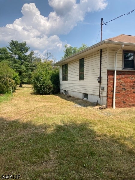 11 Lower Oak Grove Rd