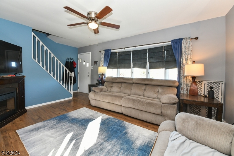 2 Lincoln Pl