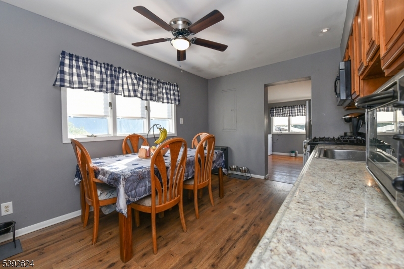 2 Lincoln Pl