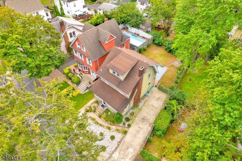 9 Halcyon Pl