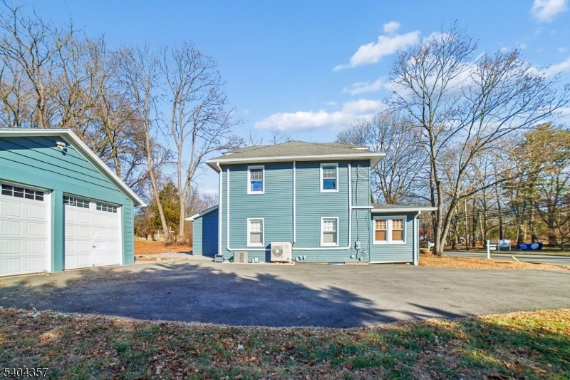 169 Diamond Spring Rd