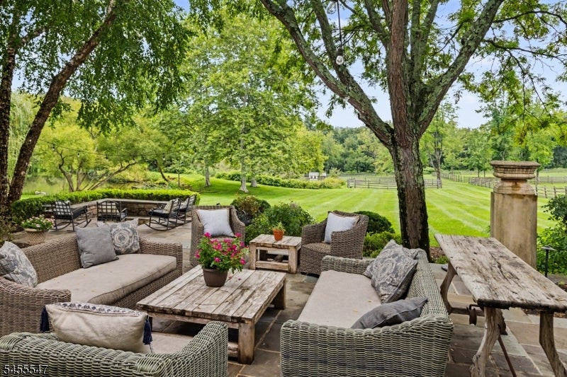 152 Harbourton Woodsville