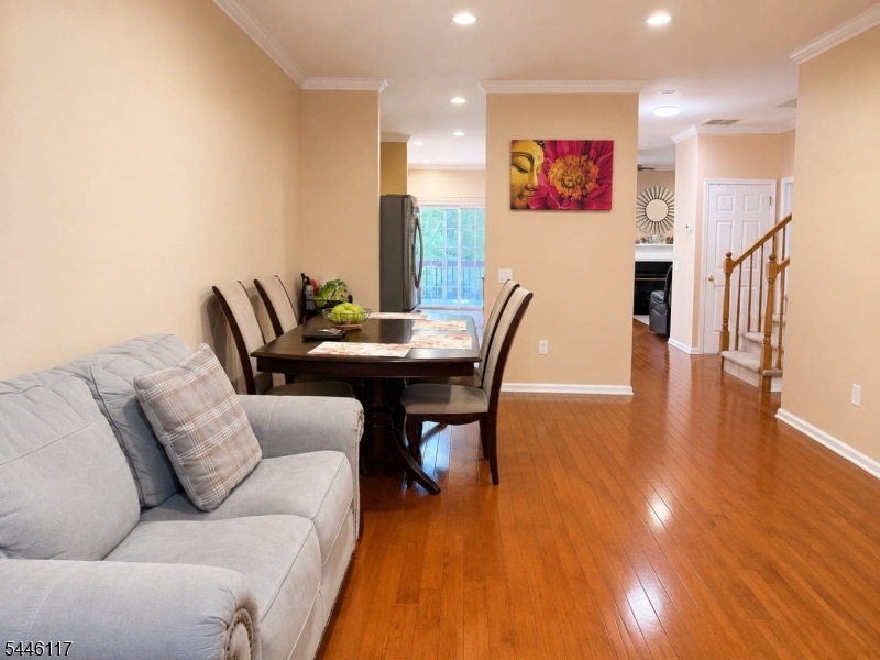 38 Gordon Cir