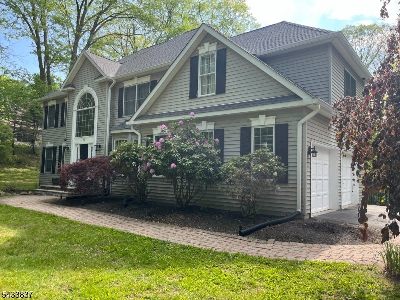 26 Crystal Rock Rd