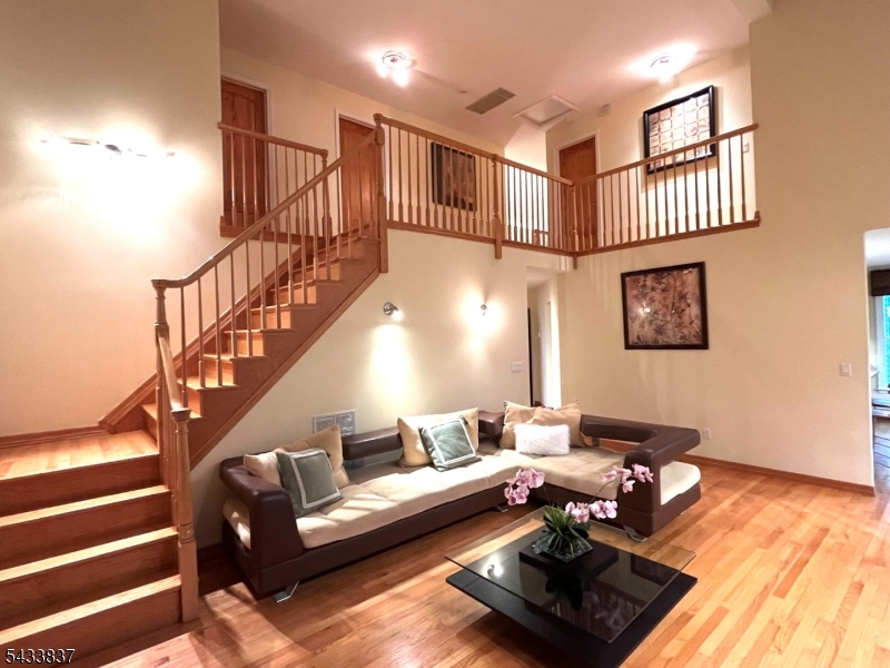 26 Crystal Rock Rd