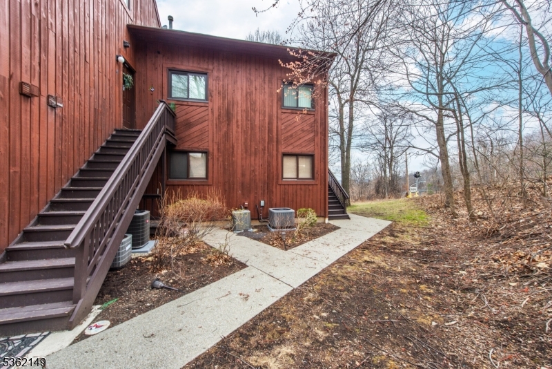 4 Winter Park Dr