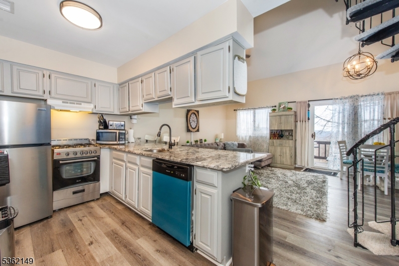 4 Winter Park Dr