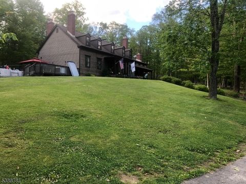 Photo of 4 Shannon Ln, Blairstown, NJ 07825 (MLS # 3994945)