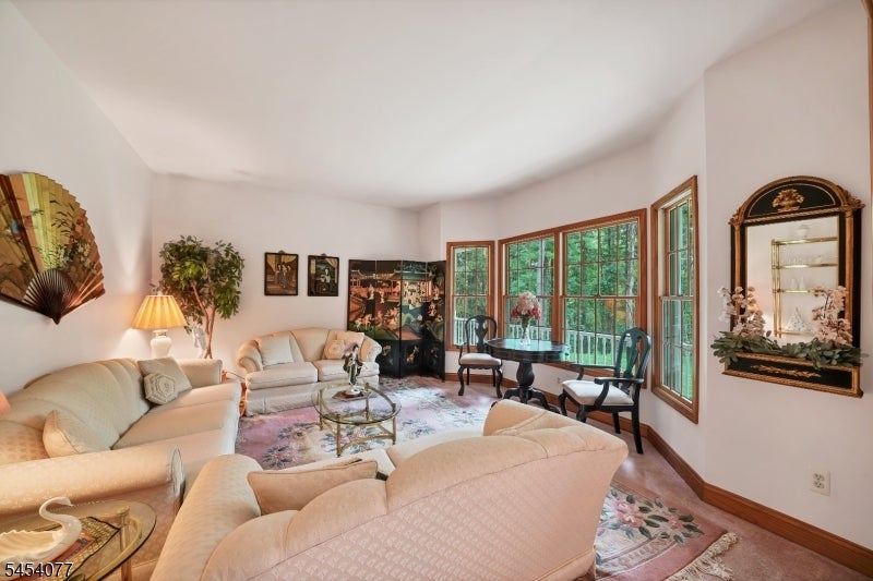 137 Lanning Rd
