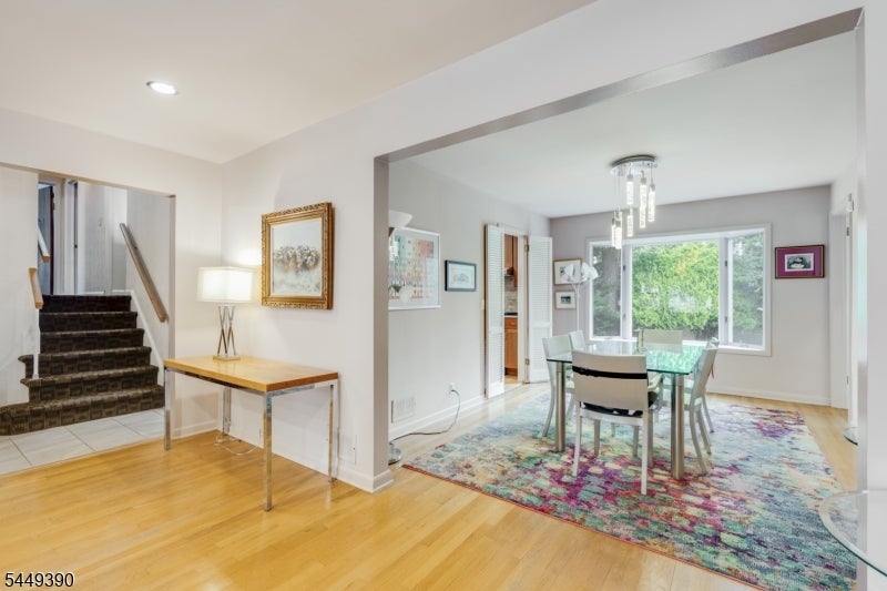 434 Sandford Ave
