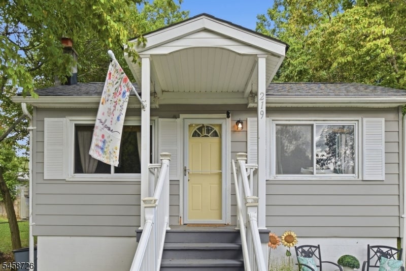 219 Knox Way