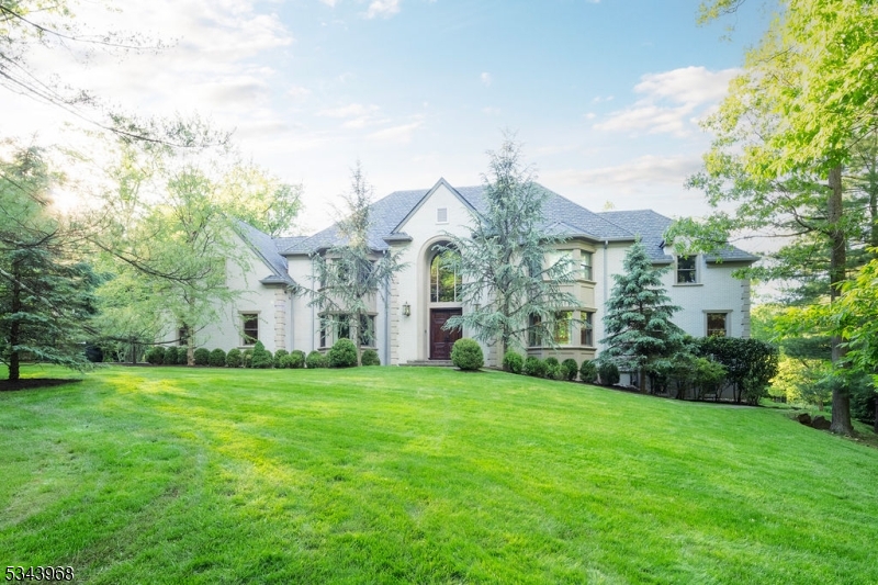 40 High Oaks Dr