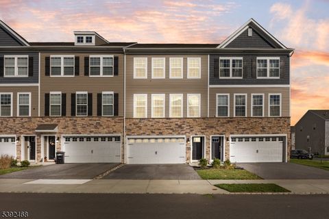 Photo of 69 Sister&#39;s Farmstead Rd, Mount Laurel, NJ 08054 (MLS # 3993598)
