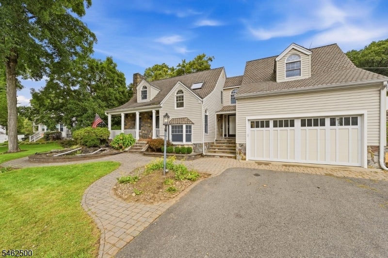 16 Mount Hope Rd