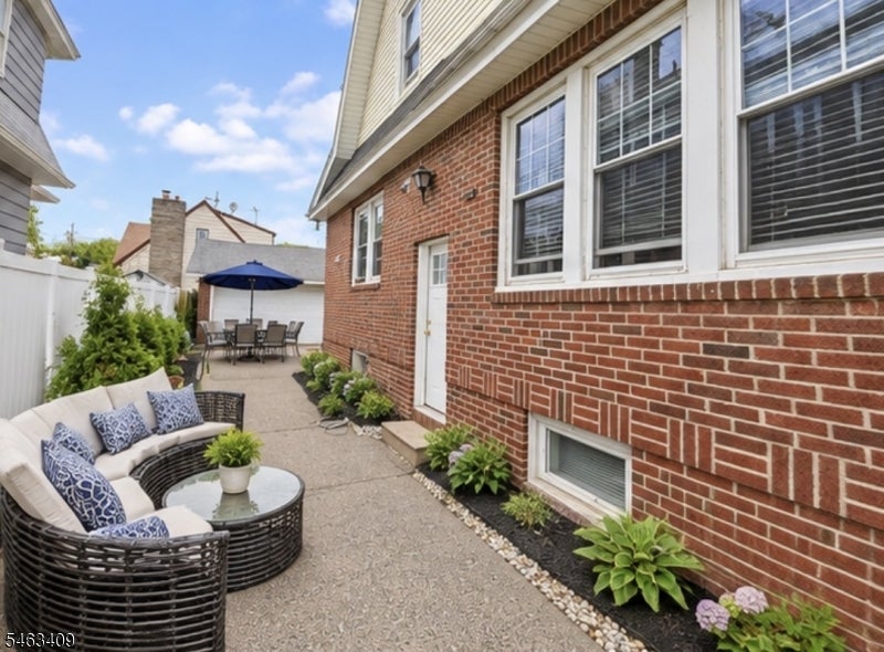 145 Union Ave