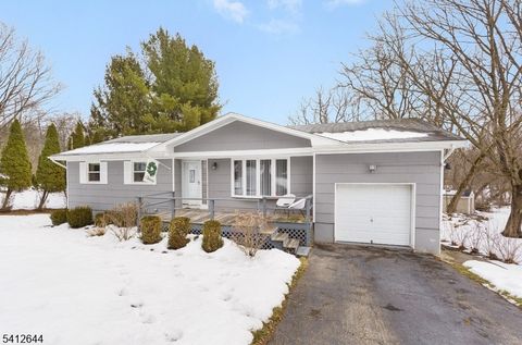 108 HILLSIDE TERRACE EAST Mansfield Twp. NJ 07840