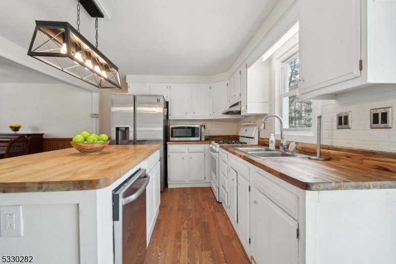 72 Mount Hermon Rd