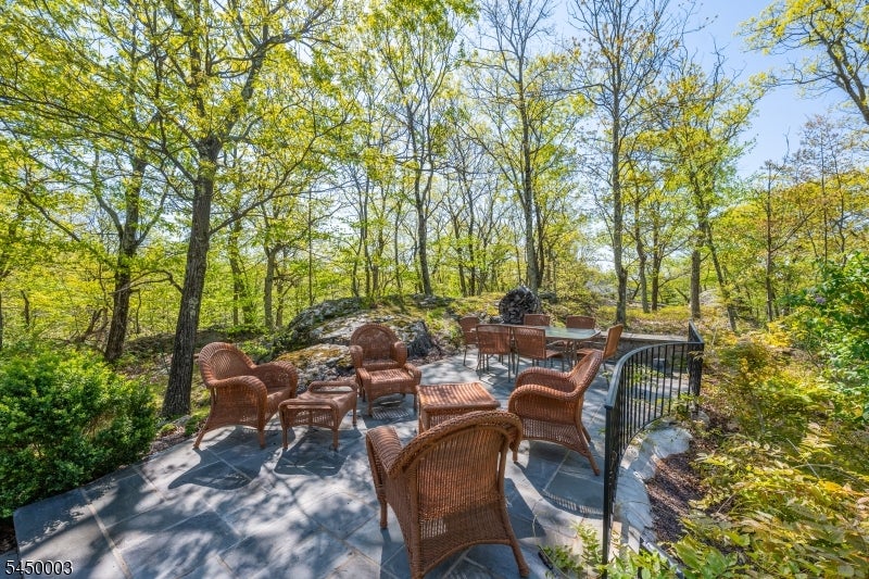 43 Brush Hill Rd