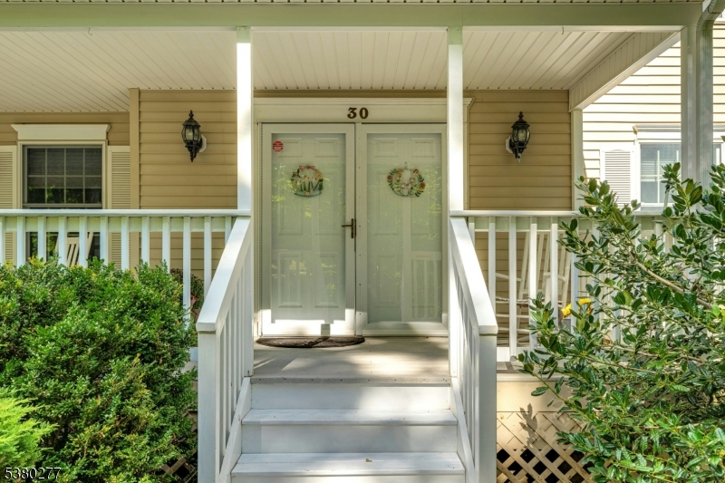30 Hidden Glen Dr